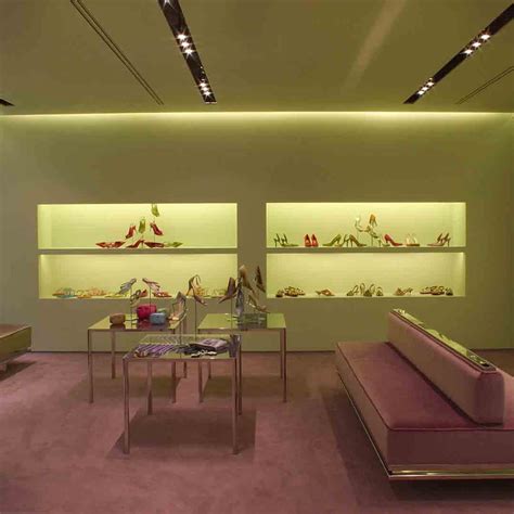 the green store via della spiga prada|Altro.